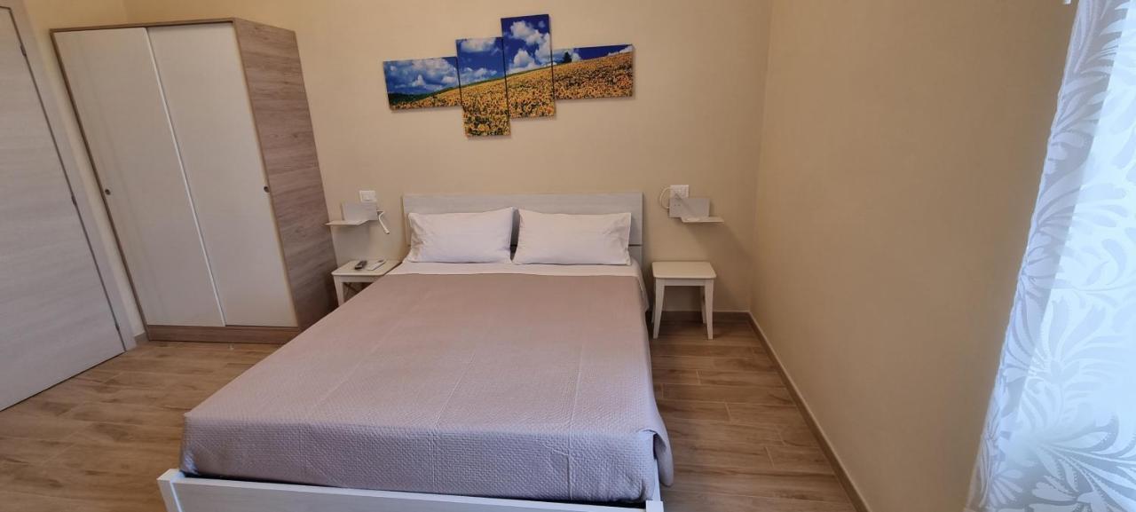 Happy B&B Torremaggiore Екстер'єр фото